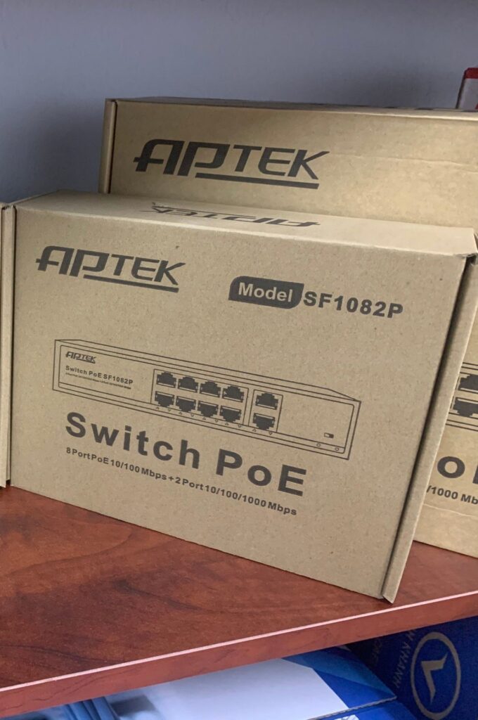 Switch 8 Port POE APTEK SF1082P
