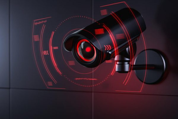 camera-quan-sat-ban-dem-1-600x400