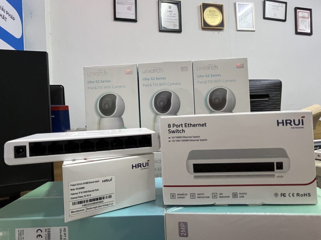 Switch POE Hrui 8 Port HR-SW0080