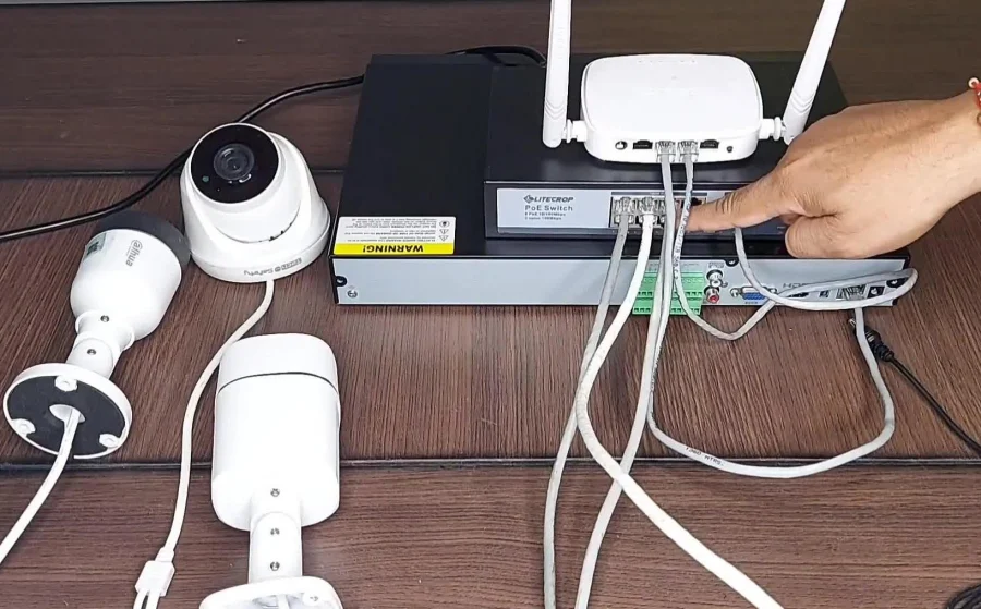Kiểm tra đèn mạng trên camera, đầu ghi hoặc cổng switch